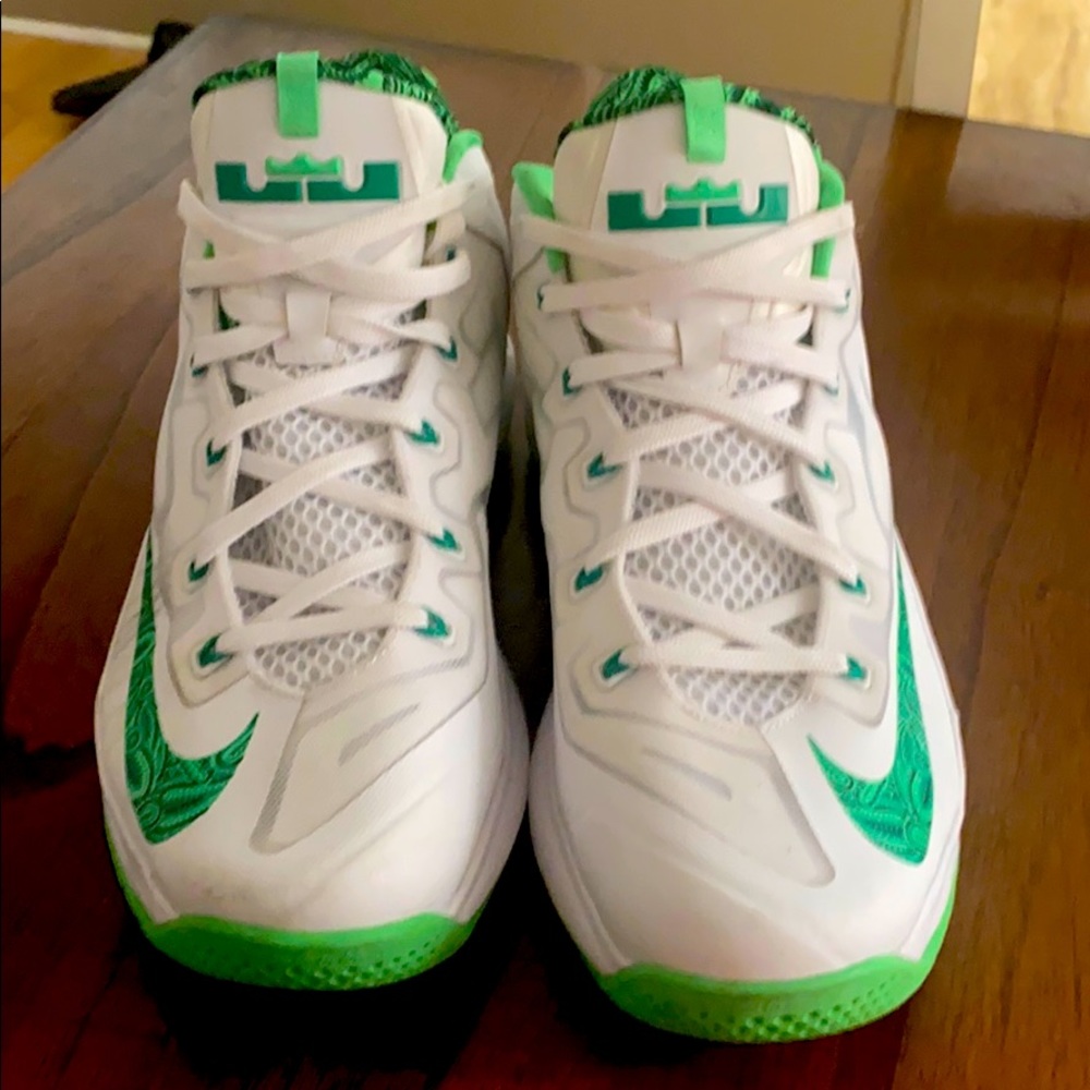 Lebron James Easter lows  size 12 basketball shoes